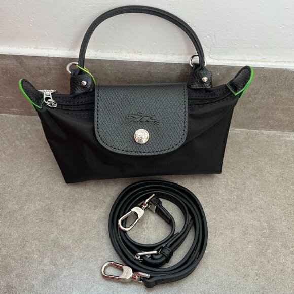 Longchamp Black Travel Bag with Green Details - Picture 1 of 7